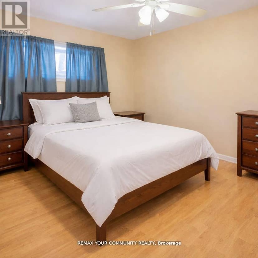 3414 Lee Avenue — photo 14 of 16