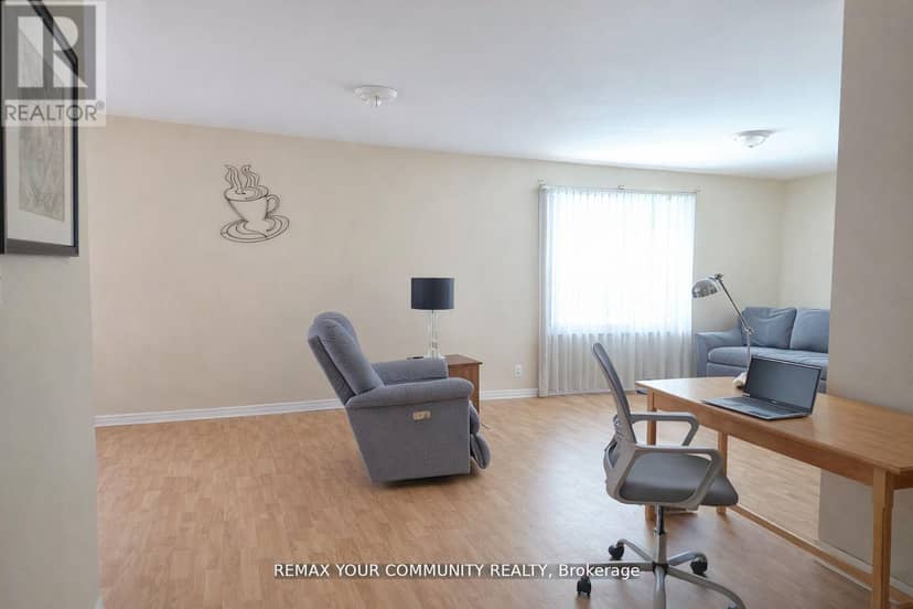 3414 Lee Avenue — photo 4 of 16