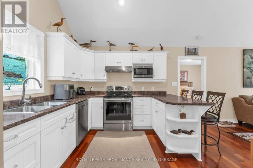 1082 Spring Mill Lane, Perth Road — photo 13 of 40