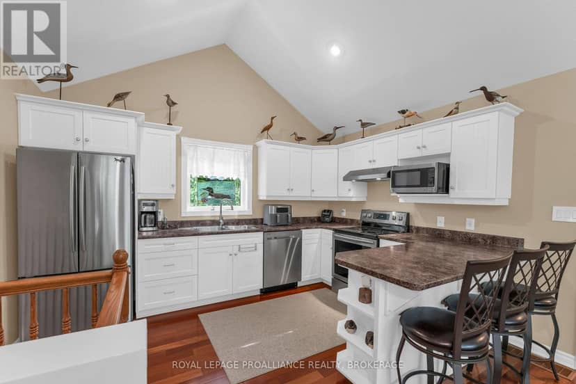 1082 Spring Mill Lane, Perth Road — photo 14 of 40