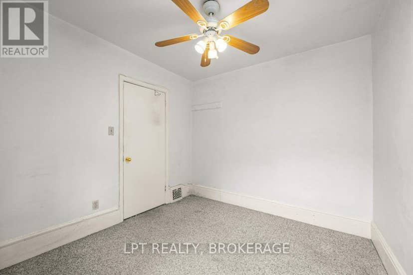 374 Barrie Street — photo 25 of 40