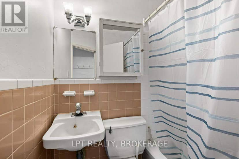 374 Barrie Street — photo 30 of 40