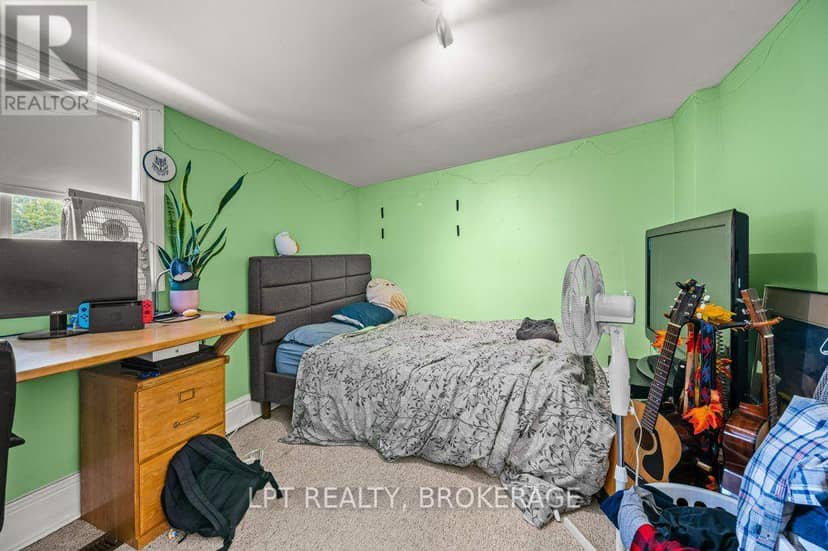 374 Barrie Street — photo 34 of 40