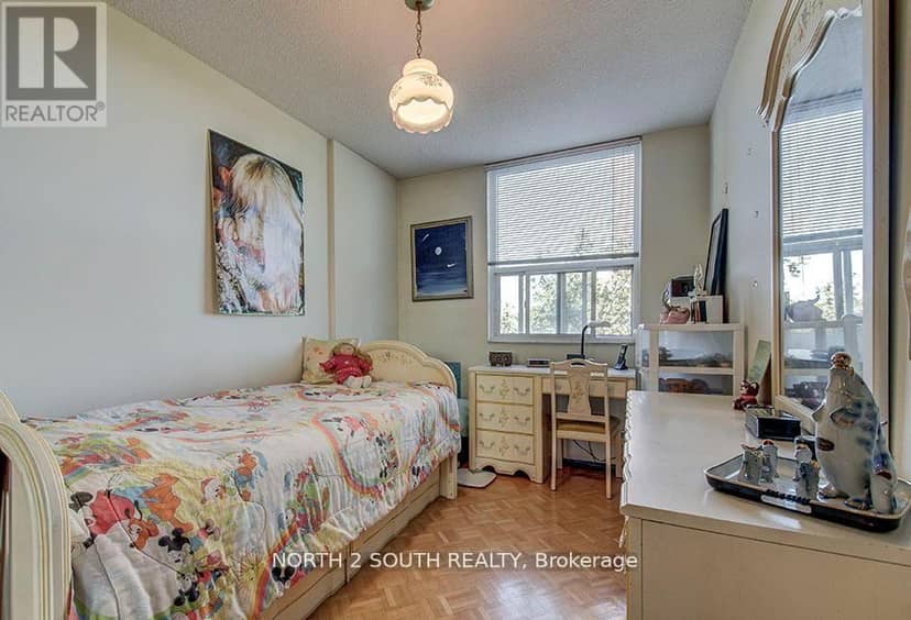 511 - 175 Hilda Avenue — photo 29 of 33