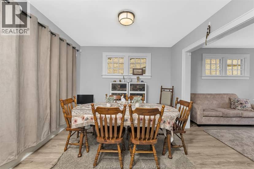 421 Elm Avenue — photo 7 of 23
