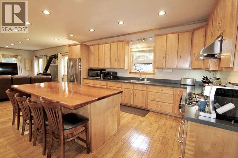 1262 WILLIAMS STREET, Masset