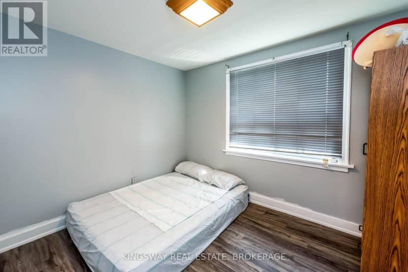 556 Barton Street E — photo 17 of 36