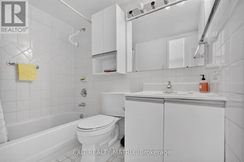 1204 - 158 B McArthur Avenue — photo 12 of 30