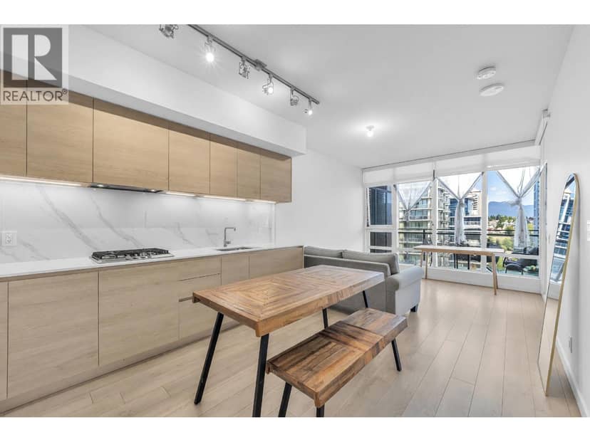 1203 2085 SKYLINE COURT, Burnaby, photo 3