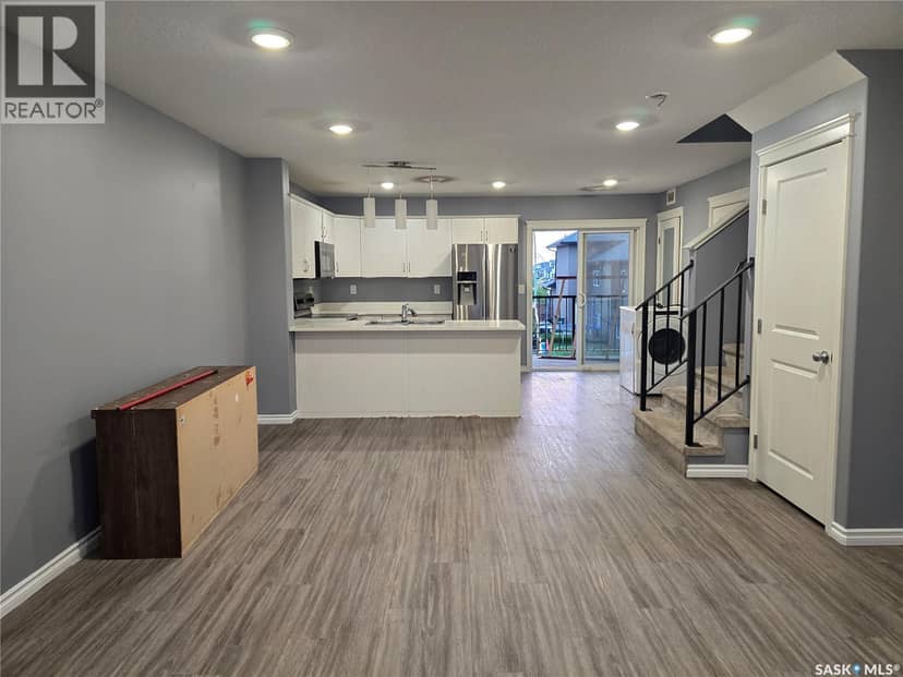 510 110 Akhtar BEND — photo 4 of 15
