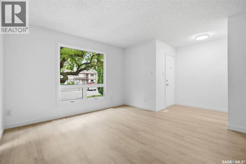 9 1128 McKercher Drive — photo 8 of 33
