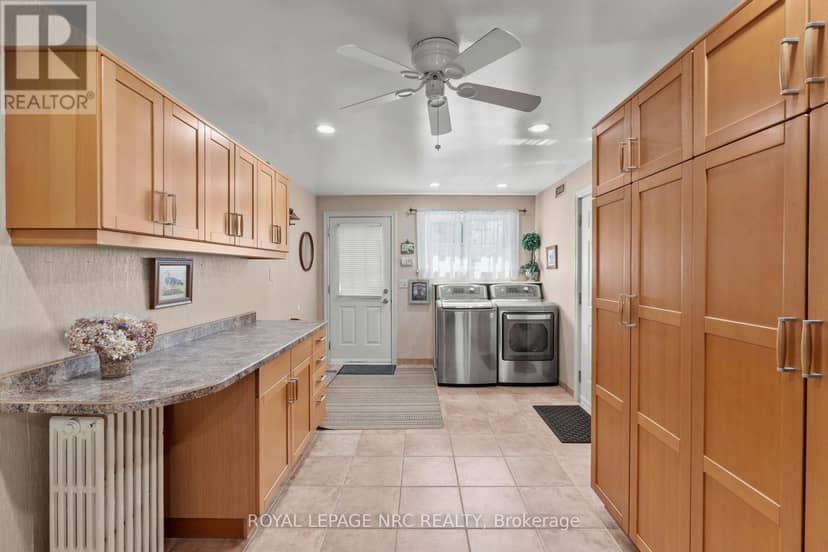 3689 Niagara Boulevard — photo 15 of 40