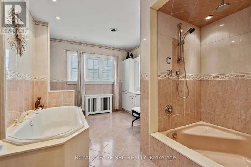 3689 Niagara Boulevard — photo 23 of 40