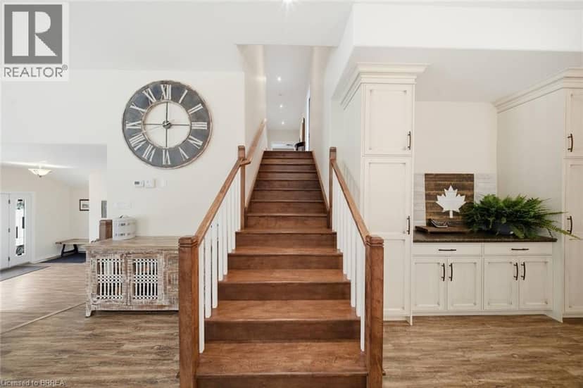 5 ECHO VILLA Avenue — photo 18 of 40