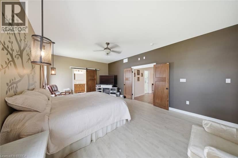 5 ECHO VILLA Avenue — photo 24 of 40
