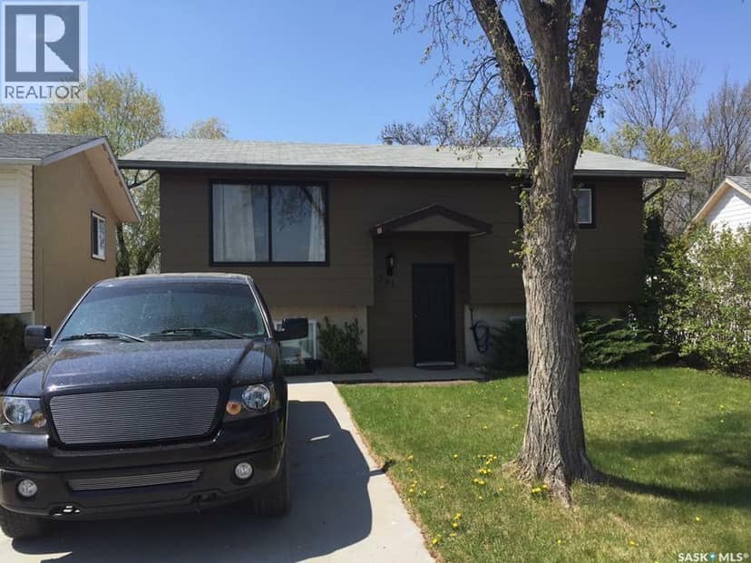 581 3rd STREET W, Shaunavon