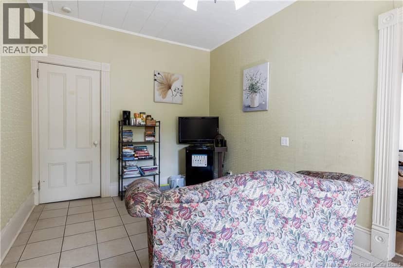 1275 West Riverside Drive — photo 7 of 23