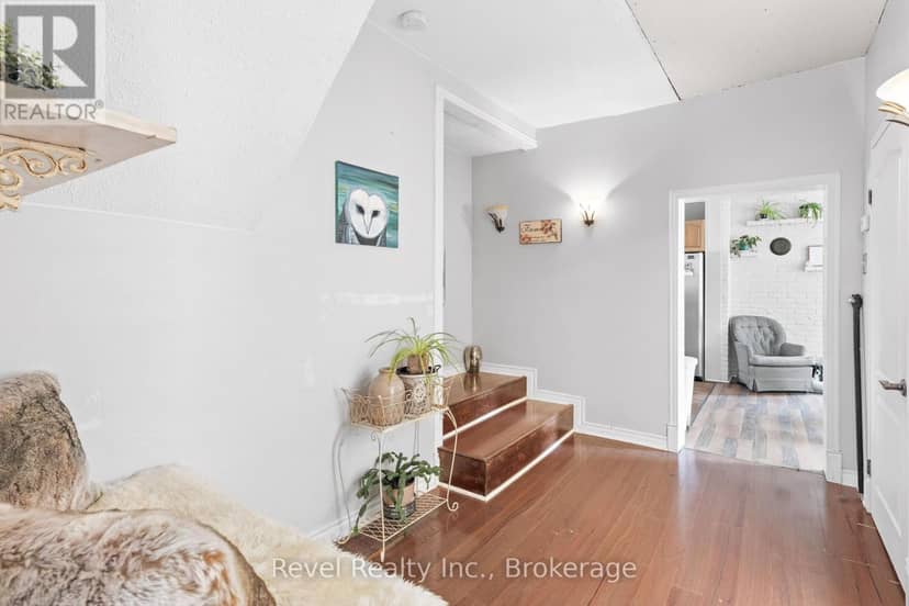 68 William Street S — photo 25 of 40