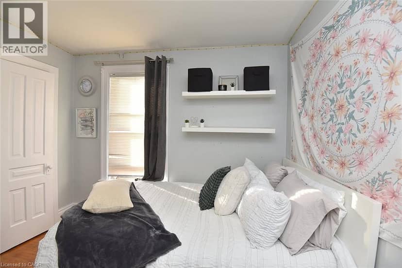 56 KINRADE Avenue — photo 16 of 19