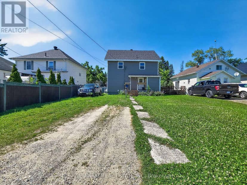 137 Cambridge Avenue, Iroquois Falls, photo 3