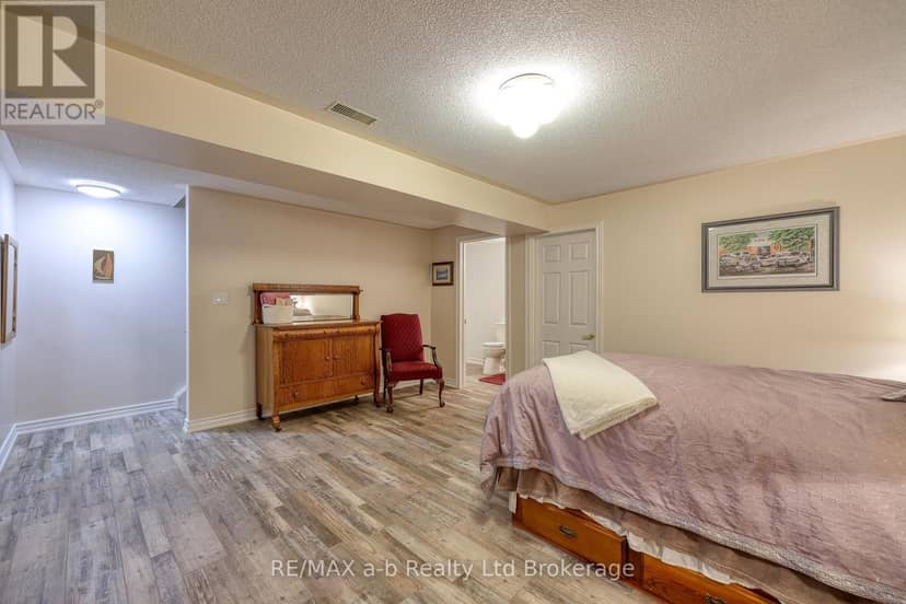 23 Brasher Drive — photo 13 of 15