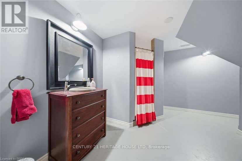 5 Echo Villa Avenue — photo 31 of 40