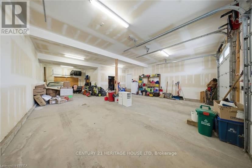 5 Echo Villa Avenue — photo 34 of 40