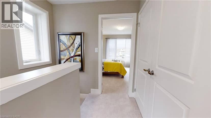 2092 EVANS Boulevard — photo 12 of 14