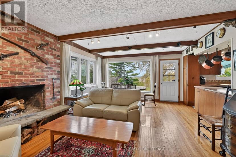 209 Fairway Hill Crescent — photo 18 of 40