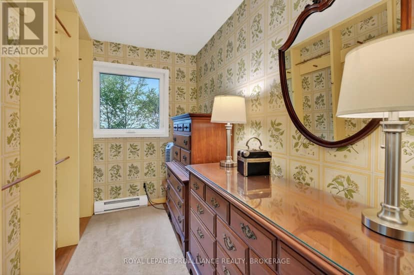 209 Fairway Hill Crescent — photo 26 of 40