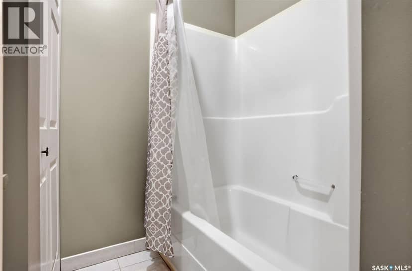 1103 1867 Hamilton STREET — photo 16 of 28