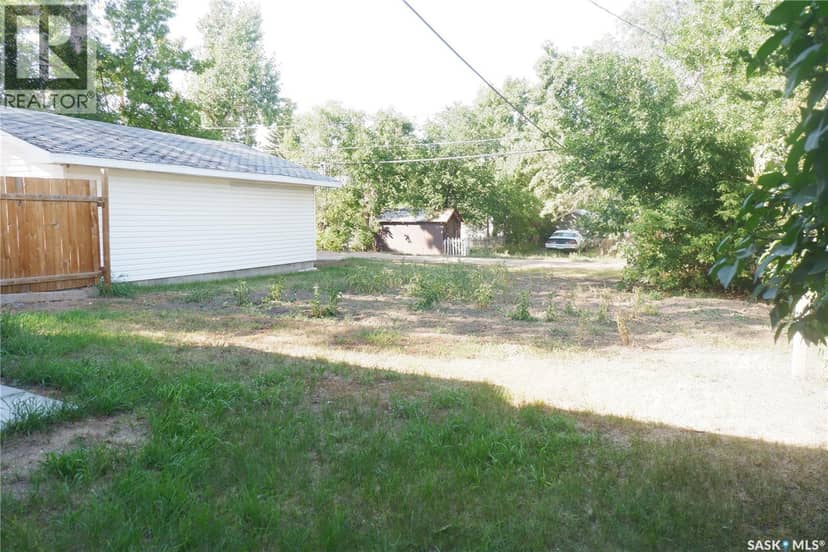 311 7th AVENUE E, Assiniboia, photo 4
