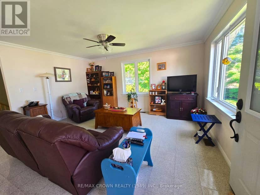 47 Sandy Point Road — photo 8 of 40