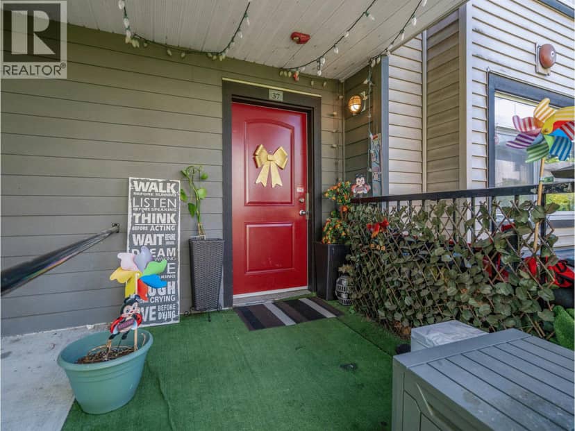 37 7428 14TH AVENUE, Burnaby