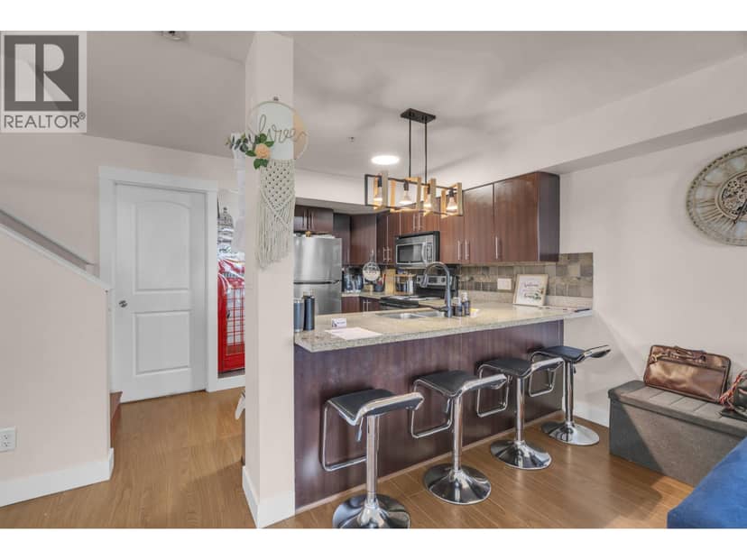 37 7428 14TH AVENUE, Burnaby, photo 6