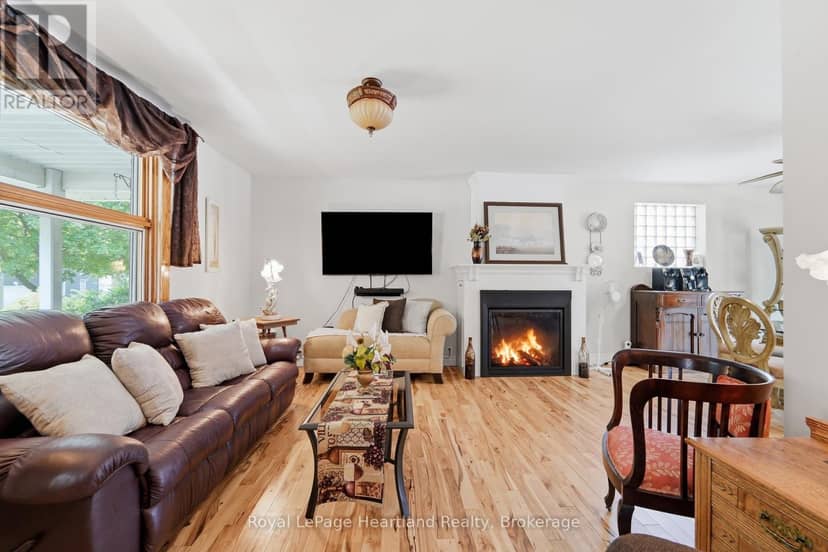 187 Cameron Street — photo 7 of 40