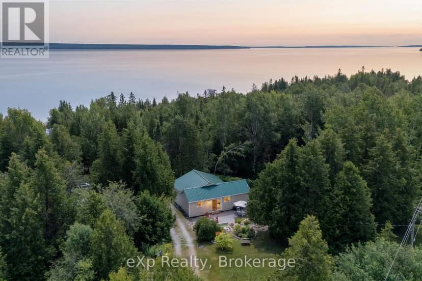 284 Leask Bay Shores Manitowaning Lane W — photo 1 of 40