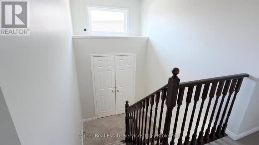 12 Cragg Crescent — photo 13 of 21