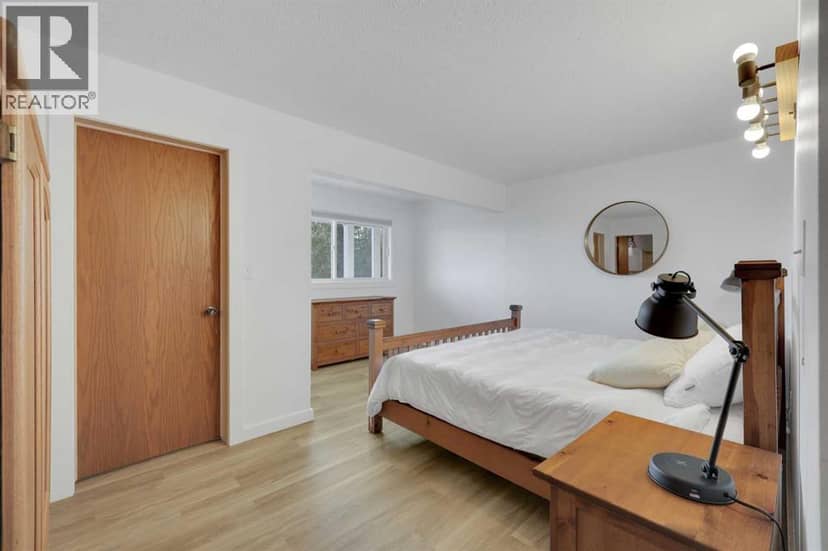 41238 Feltham Drive — photo 12 of 33