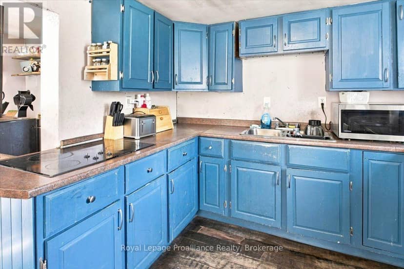 27 Hartin Road — photo 14 of 38