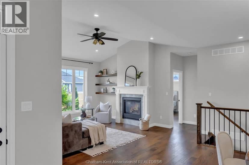 15 Sienna COURT — photo 13 of 40