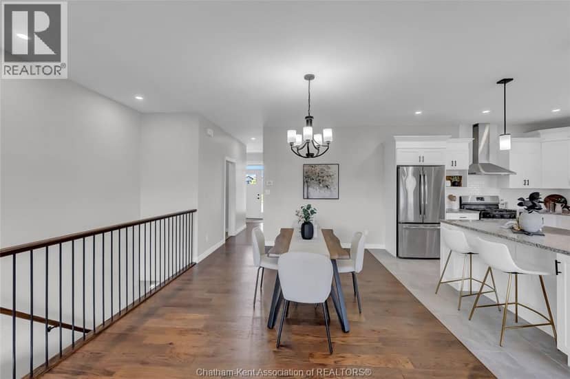 15 Sienna COURT — photo 18 of 40