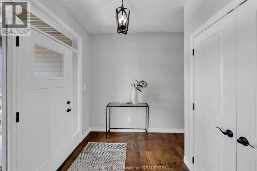 15 Sienna COURT — photo 35 of 40