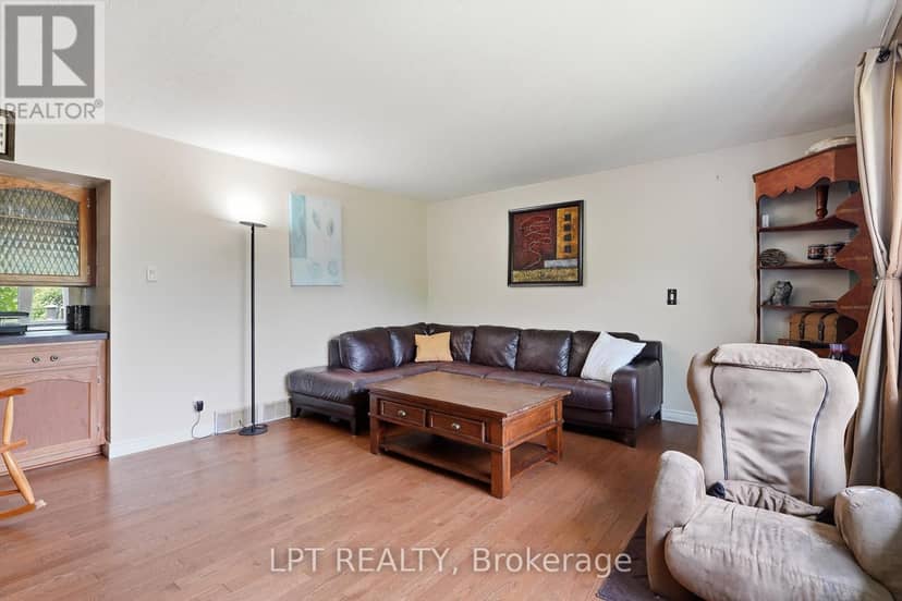 41 St Polycarp Street, North Stormont, photo 8