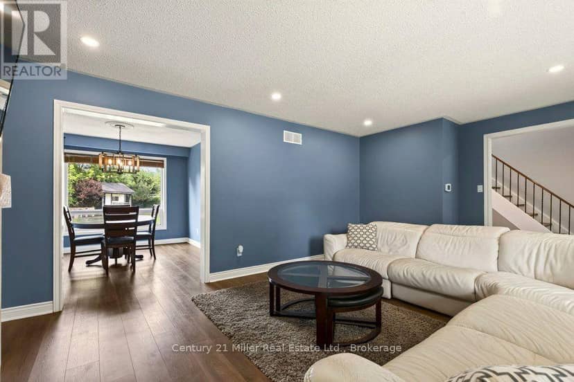 85 Waterford Drive — photo 11 of 40