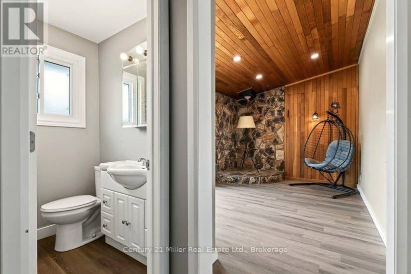 85 Waterford Drive — photo 17 of 40