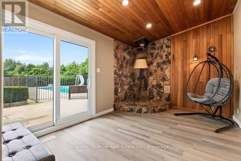 85 Waterford Drive — photo 19 of 40