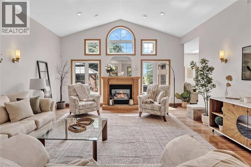 2207 South Middle Road — photo 15 of 40