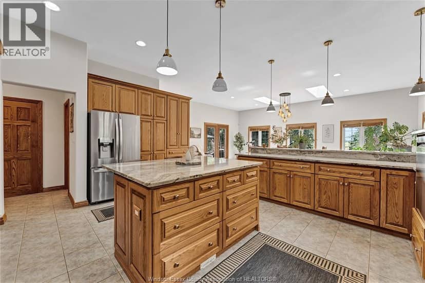 2207 South Middle Road — photo 22 of 40