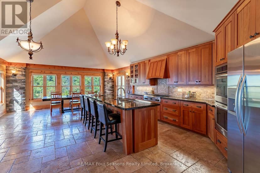805 Eastdale Drive — photo 16 of 40
